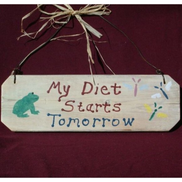 Handmade Wood Wall Sign for Kitchen Decor With Frog And My Diet Starts Tomorrow - Picture 2 of 4